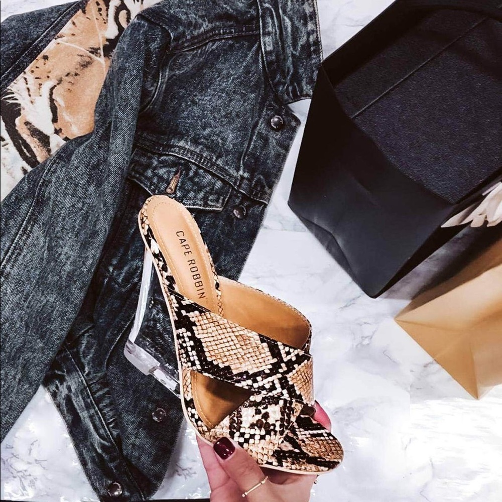 Cape Robbin Harmony Heels